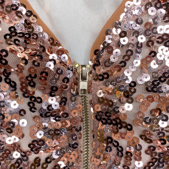 🔥 Gold Sequin dress size S - Picture 2 of 5